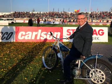 Motorcycle speedway Zlatá přilba | Carlson